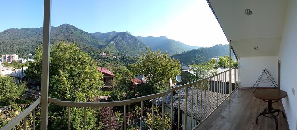 Akaki'S Guesthouse Bordżomi Zewnętrze zdjęcie